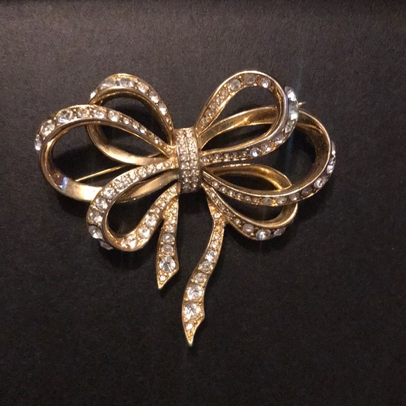 KJL Gold Plated Crystal Clear Rhinestone Bow Brooch Pin Kenneth J Lane for Avon - Picture 1 of 4